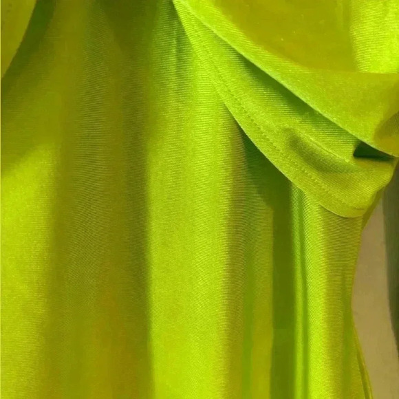 STINE GOYA Green Yuna Long Sleeve T-Shirt - Picture 3 of 10